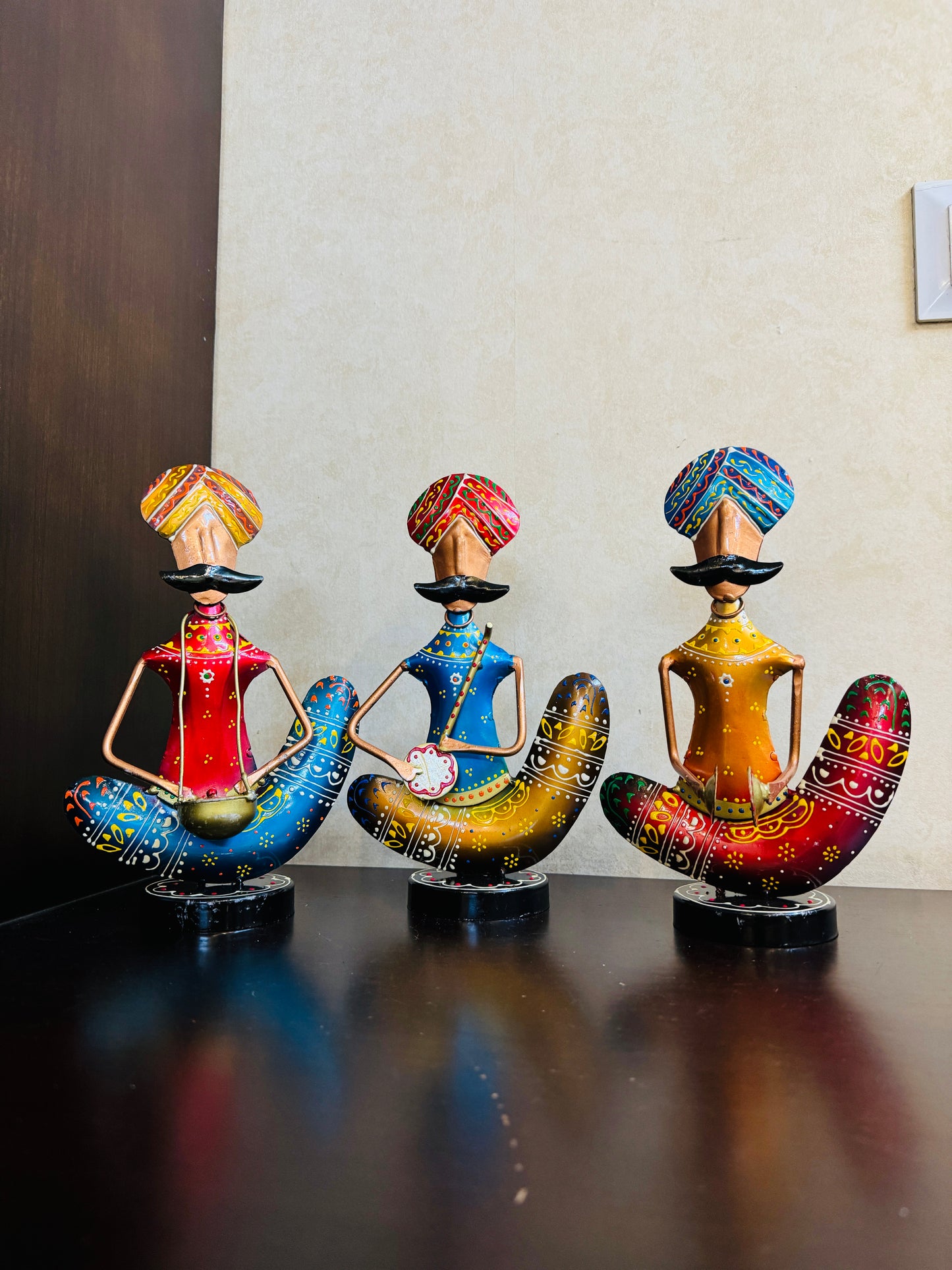 Handmade Indian Musician Figurines | Rajasthani Folk Art Metal Showpiece | Colorful Home Decor | Ethnic Tabletop Sculpture Gift