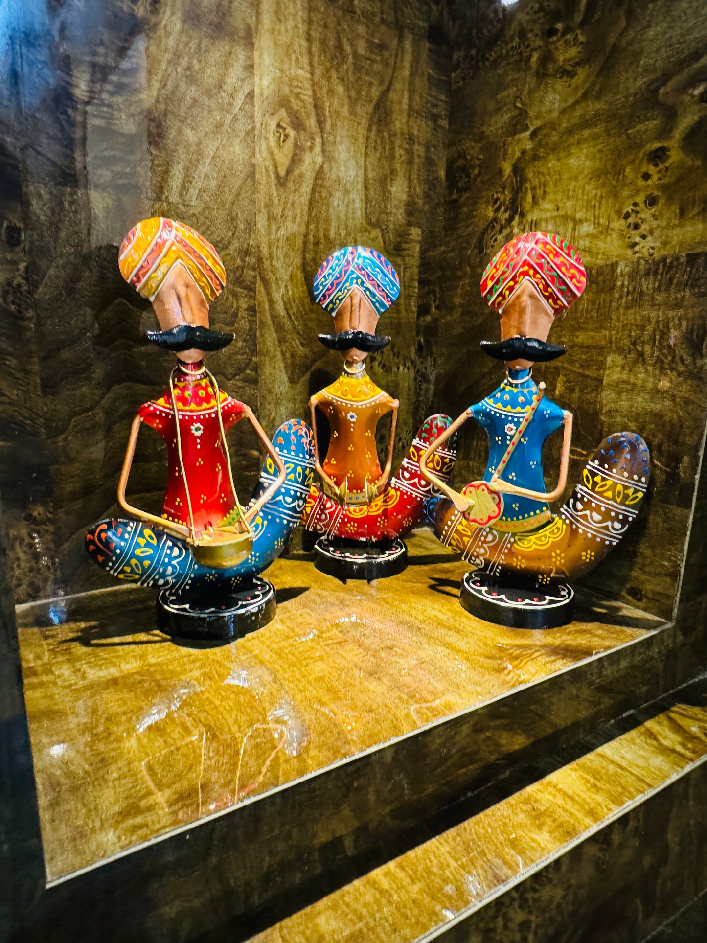 Handmade Indian Musician Figurines | Rajasthani Folk Art Metal Showpiece | Colorful Home Decor | Ethnic Tabletop Sculpture Gift